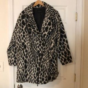 Banana Republic Faux fur leopard coat